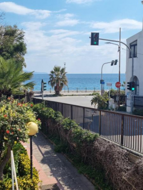 Отель Villetta con terrazza sul mare Santa Margherita Marina, Мессина